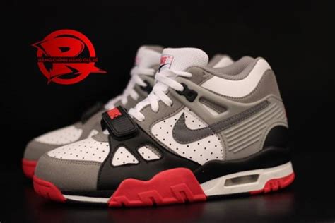 nike air trainer 3 infrared|nike air trainer 3 batman.